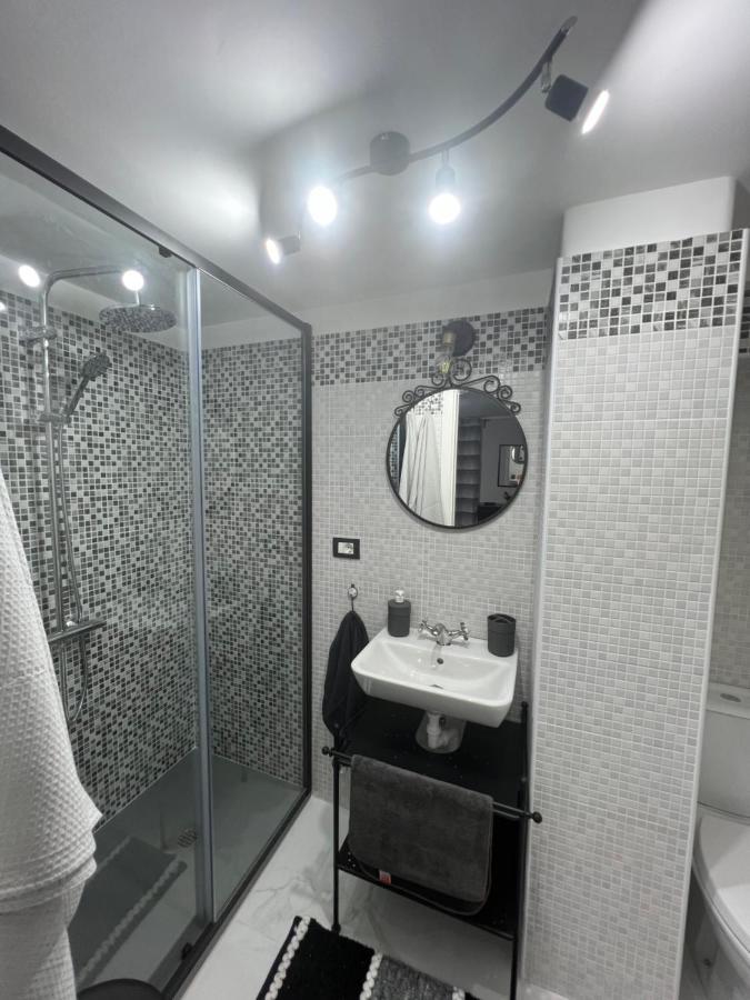 Rooms 38 Catania Bagian luar foto